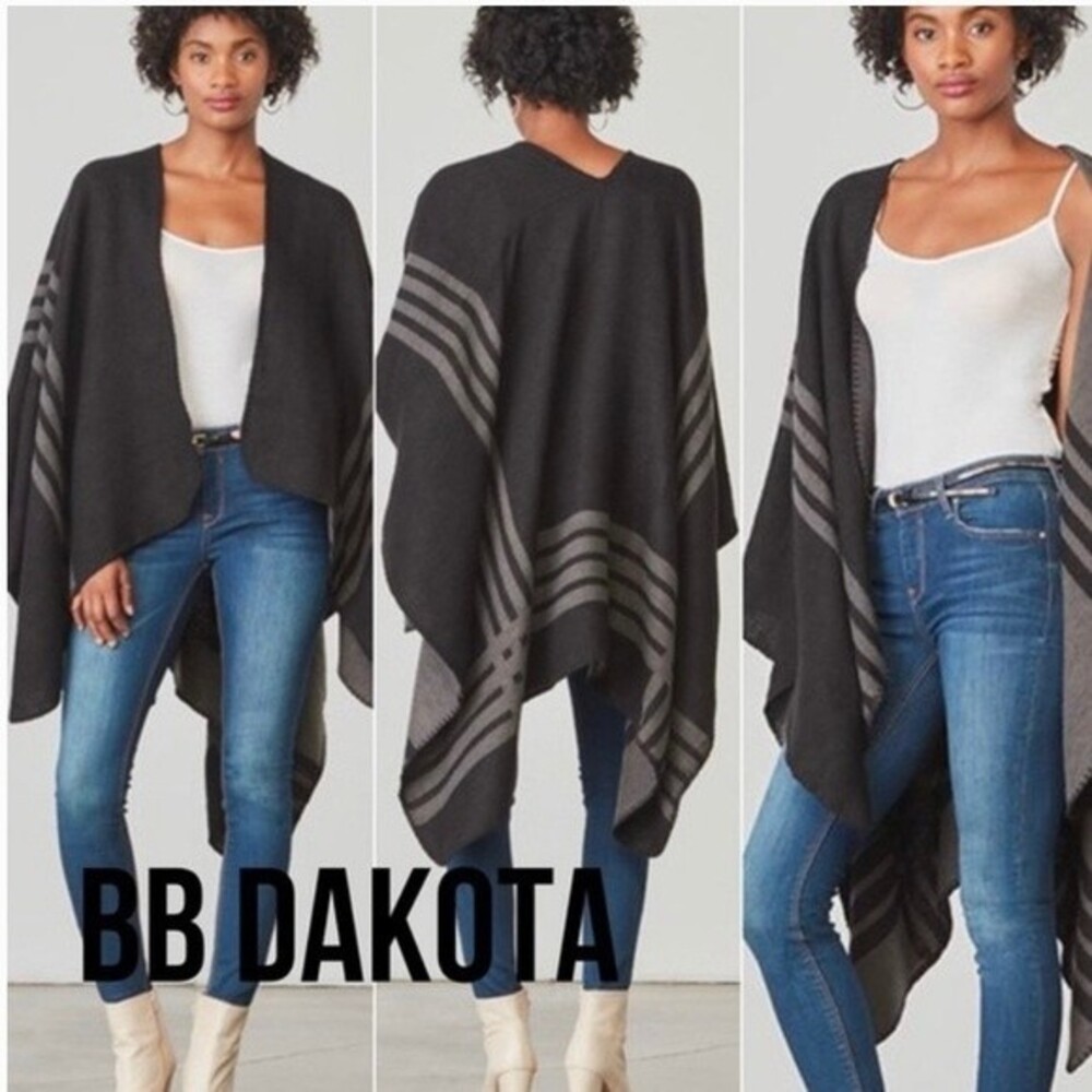 BB Dakota Black & Grey Reversible Striped Plaid Poncho Shawl Wrap